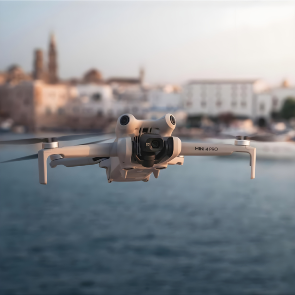 Mini 4 Pro Fly More Combo with DJI RC 2 (Screen Remote Control), Foldable Mini Drone with 4K - Afbeelding 3